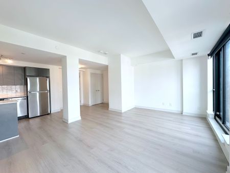 For Lease - 3385 Dundas Street Unit# 708, Toronto, Ontario - Photo 3