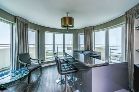 The Penthouse at Burbo Point, Hall Ro... - Photo 4