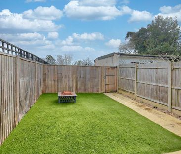 Studio to rent - Photo 6