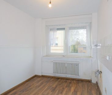 Frisch renovierte ca. 75m² große 3-Zimmerwohnung mit Balkon und Tag... - Foto 2