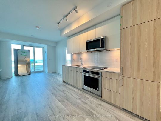 For Lease - 220 Missinnihe Way Unit# 706, Mississauga, Ontario - Photo 1