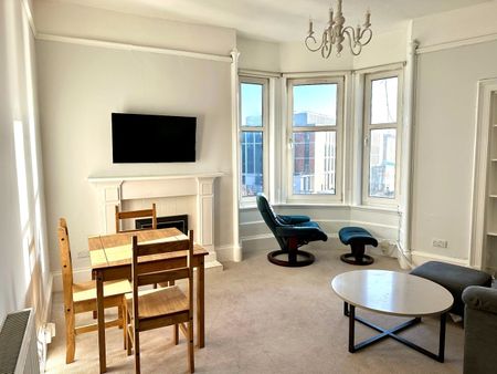 2 Bed Flat, Lawrence Street, G11 - Photo 2