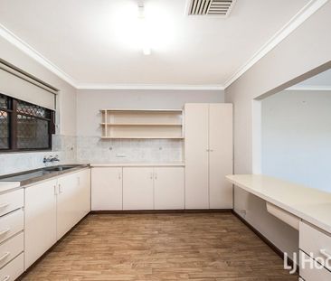 Sweet and Neat - Photo 6