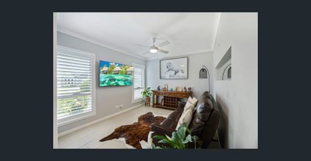 UNIQUE CALOUNDRA WEST HOME - Photo 2