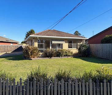 Charming Family Home in Prime Location - Photo 3