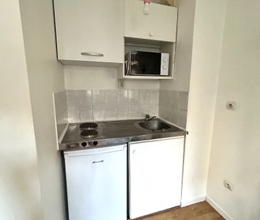 Location Appartement 1 pièce 16m² - Photo 2