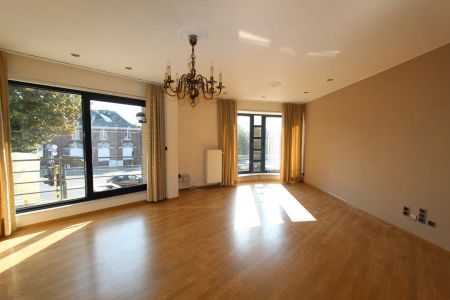 PRACHTIG GELEGEN APPARTEMENT IN HET STADSCENTRUM - Photo 4