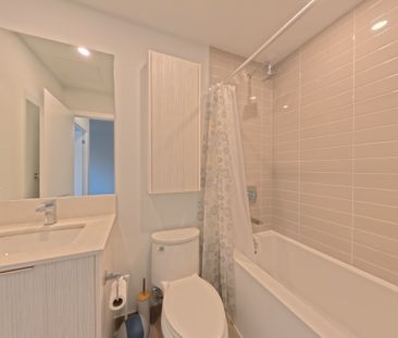 For Lease - 430 Square One Drive Unit# 305, Mississauga, Ontario - Photo 4