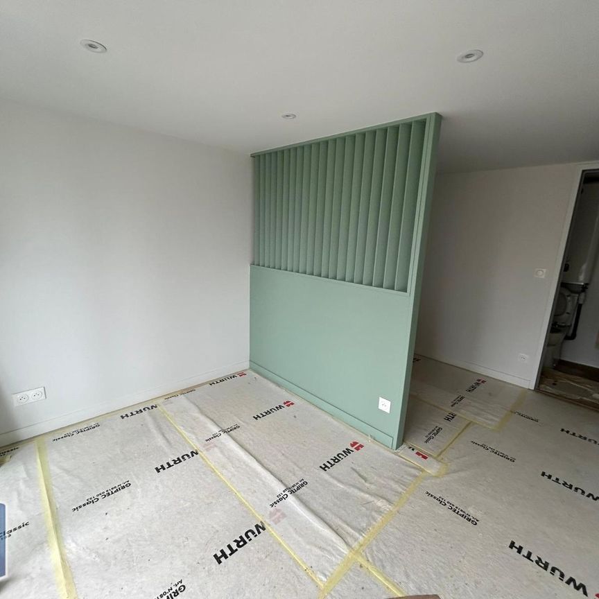 Location Appartement 1 pièce 16m² CHANGE 53810 - Photo 2