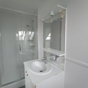 Location Appartement 2 pièces 24m² - Photo 2