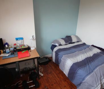 Hessle Avenue, Hyde Park, LS6 1EF, Leeds - Photo 3