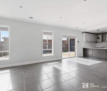 Perfect Family Living in a Prime Arnolds Creek Location - Photo 4