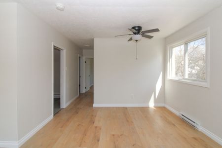 For Lease - 506 SHERBROOKE Street Unit# Main, Peterborough, Ontario - Photo 2