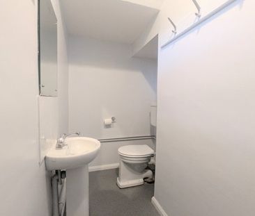 Reynolds Close, Cranfield, MK43 - Photo 4