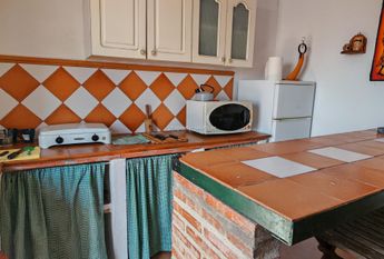 Casa de campo en Torrox Costa, RIO GUI, alquiler