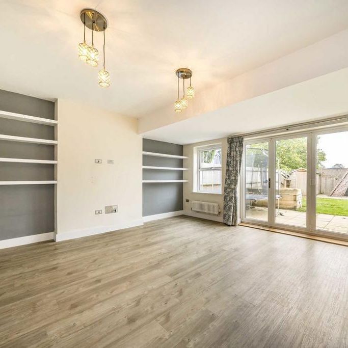 5 bedroom house to rent - Photo 1