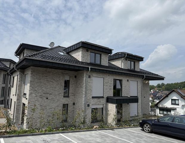 **Modern, Geräumig, Familiär: Das ideale Zuhause für Jedermann !** - Foto 1