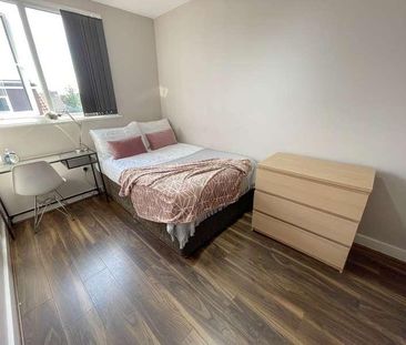 Esher Road, L6 - Photo 6