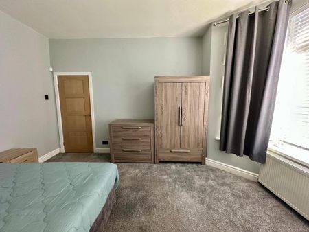 2 bedroom terraced house to rent - Photo 5