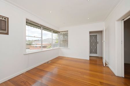 3/35 Weir Street, Balwyn - Photo 2