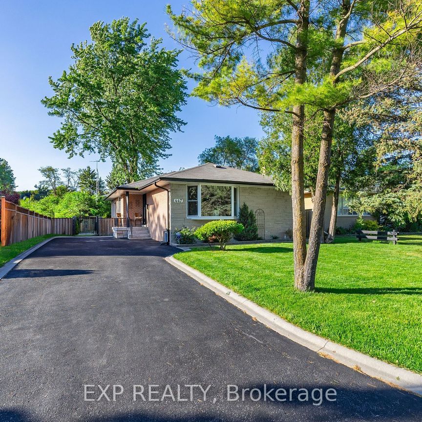 For Lease - 447 Taylor Mills Drive, Richmond Hill, Ontario - Photo 1