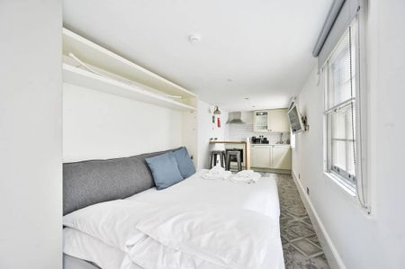 Studio to rent - Photo 2