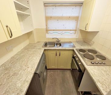 1 bedroom semi-detached house to rent - Photo 4