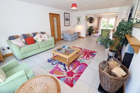 SHORT TERM RENTAL ONLY, 18 Ganaway Park, Whiterock, Killinchy, BT23 6QG - Photo 2