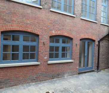 Bute Street - Central Luton - Duplex Split Level One Bed With Court... - Photo 5