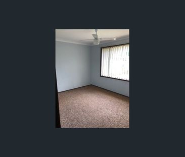 Lovely Three Bedroom Home - Photo 1