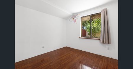 Perfect Family Home - Photo 5