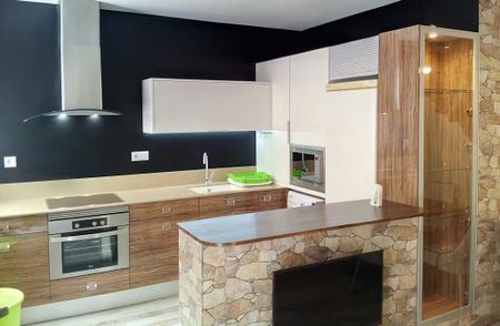 Carrer Vall de Laguar, Valencia, Valencian Community 46009 - Photo 3