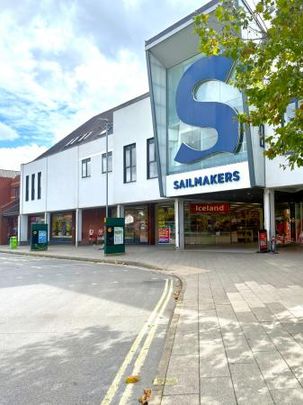 Tower Ramparts, Ipswich, IP1 - Photo 1