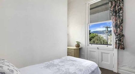 Close to Uni! - Photo 4