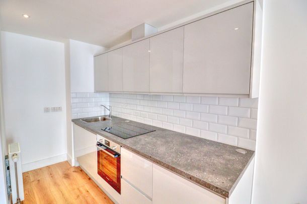 1 bedroom flat to rent - Photo 1