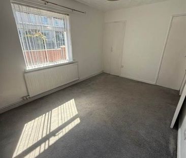 27a Kilwarlin Crescent, Belfast, BT8 7EN - Photo 5
