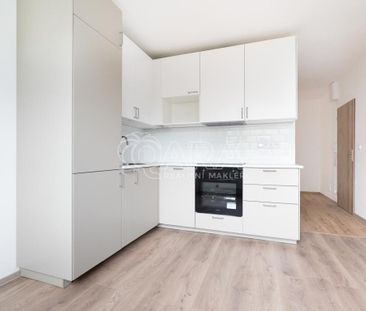 Pronájem bytu 2+kk 43 m2 - Fotografie 2