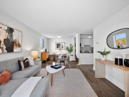 For Lease - 135 Atherley Road Unit# A403, Orillia, Ontario - Photo 2