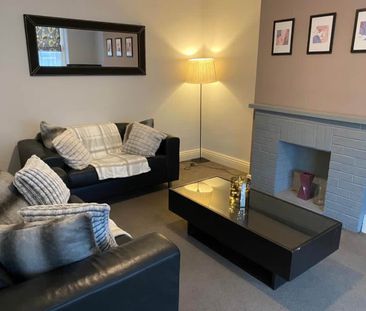 Knowle Road (room 2), Burley, Leeds - Photo 2