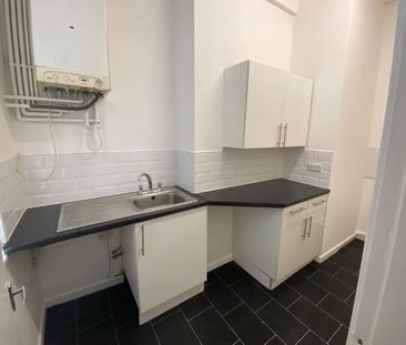 1 Bed Flat, Spellow Lane, L4 - Photo 6