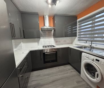 Chisholm Avenue, Stirling - Photo 1