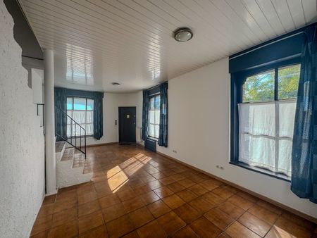 Hoekwoning met 2 slaapkamers en koertje. - Photo 2