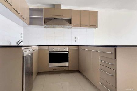 A North Facing Apartment in Newmarket - Photo 4