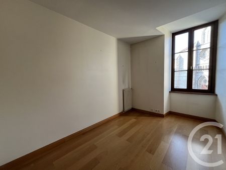 Location Appartement 5 pièces 117m² ORTHEZ 64300 - Photo 4