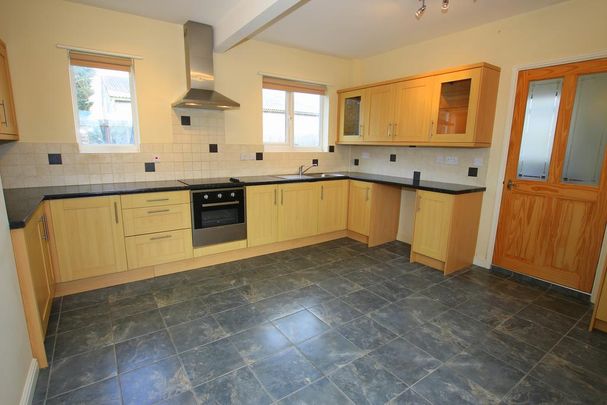 3 bedroom detached house to rent - Photo 1