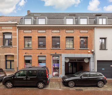 Ruim duplex appartement met zonnig terras in hartje schoten te huur! - Photo 2