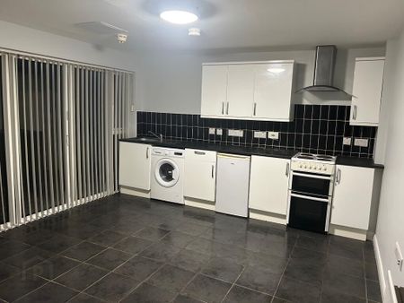 62a Eglinton Street, Portrush, (Long Term Let), BT56 8DY - Photo 2