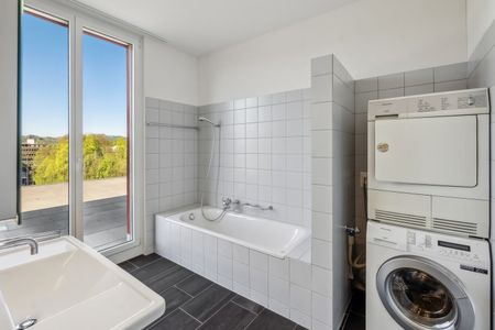 2.5 Zimmer, 128 m², 4. Stock - Photo 4