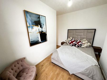 3 Bed Flat, Heyworth Road, E5 - Photo 5