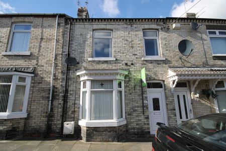 3 bedroom terraced house to rent - Photo 3